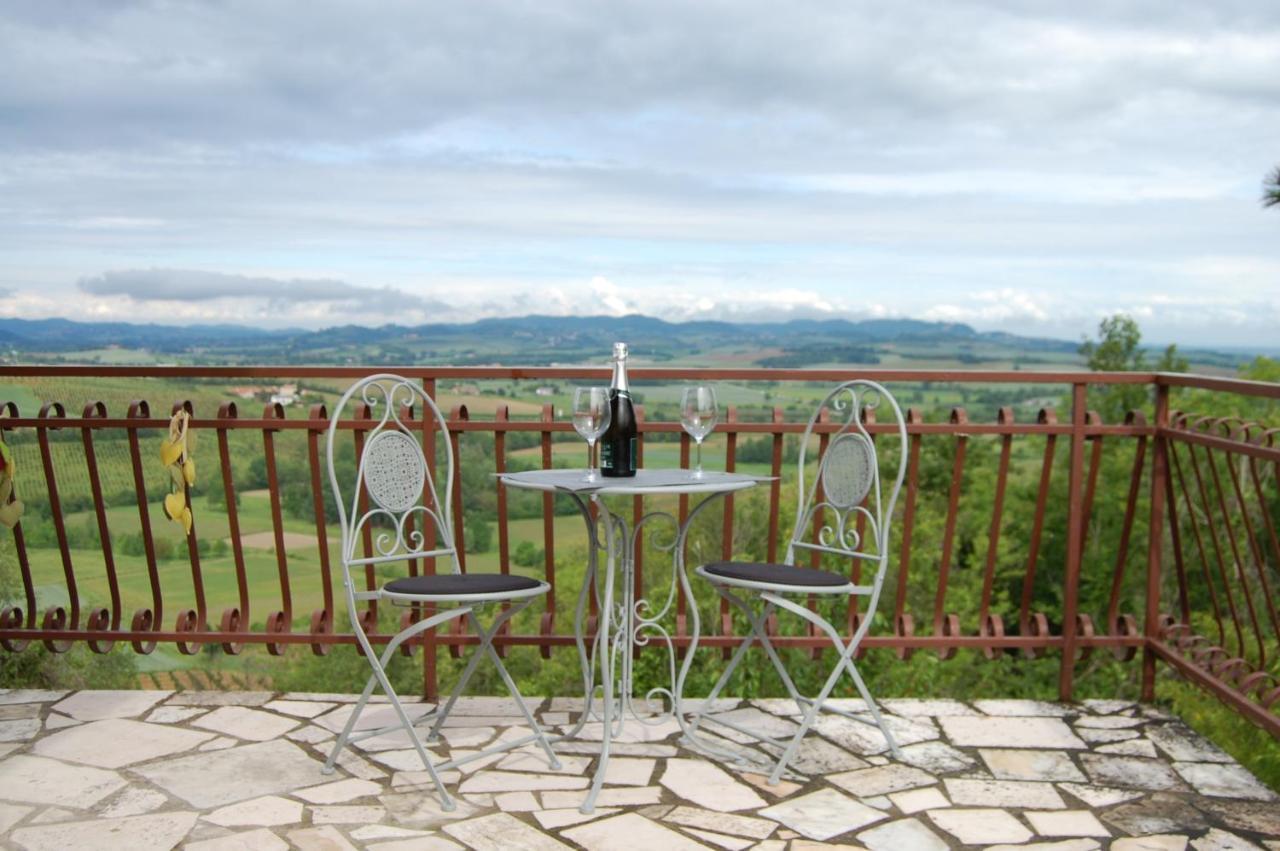 Un Angolo Di Paradiso Ozzano Monferrato Εξωτερικό φωτογραφία